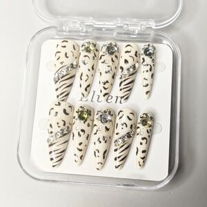 Cream and Black Leopard Print Handmade Stiletto Press On Nails With Rhinestone